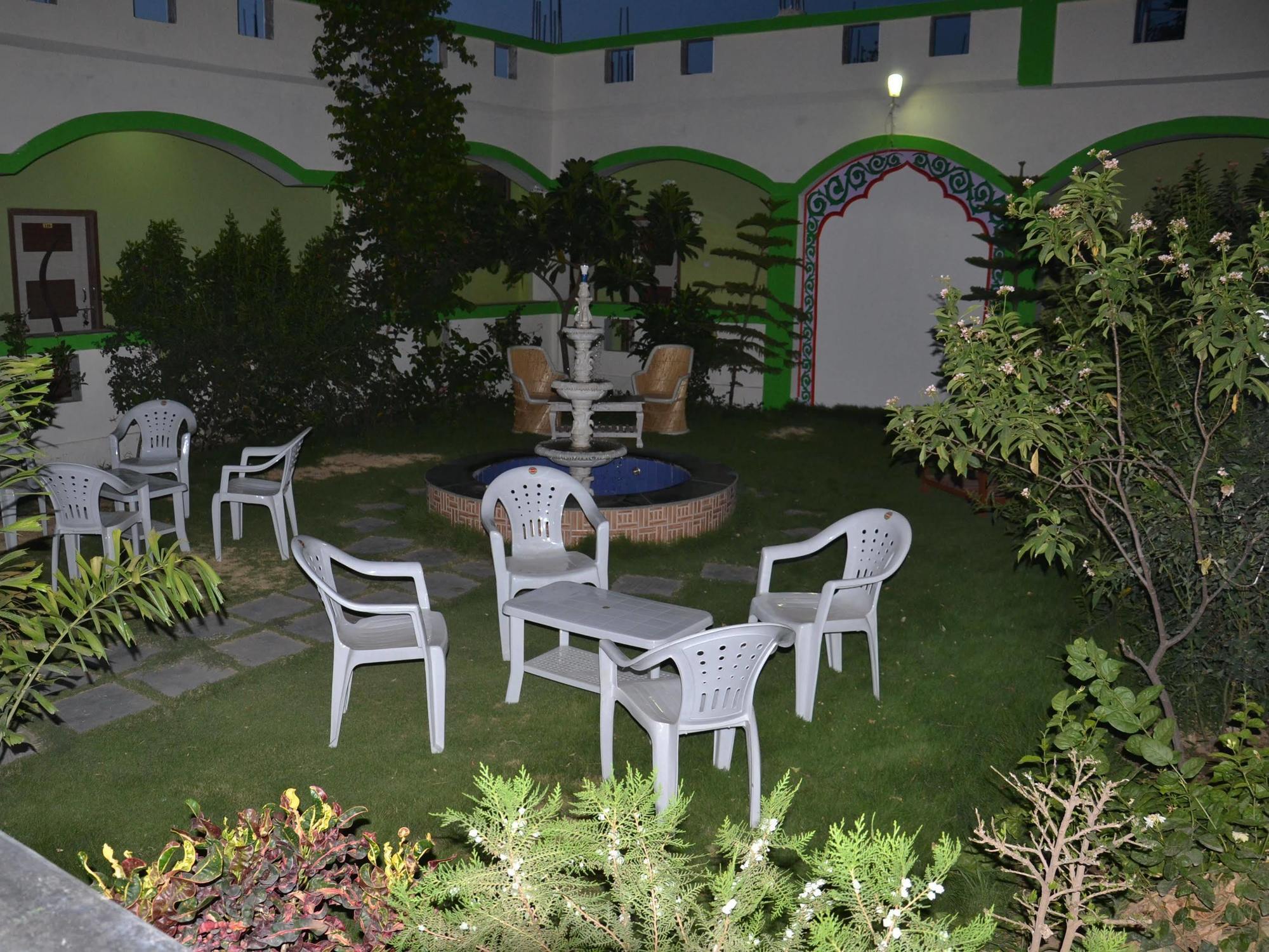 Anandam Palace Pushkar Пушкар Екстер'єр фото
